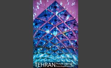 سمفونی نور سیمرغ صلح بر روی برج آزادی 25