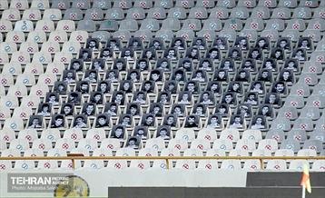 دیدار تیم های فوتبال پرسپولیس تهران و نفت مسجد سلیمان 1