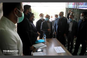 بازدید شهردار تهران از مراکز واکسیناسیون 18