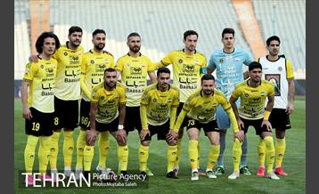 دیدار تیم های فوتبال پرسپولیس و سپاهان 3