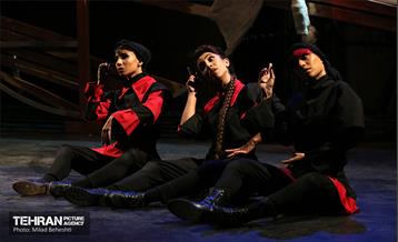 نمایش بووگی ووگی برادوی‎ 23