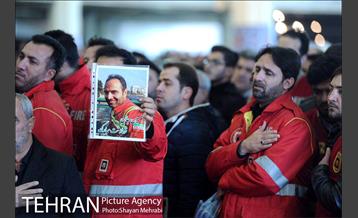 تشییع شهدای آتش نشان در شبستان مصلی 17