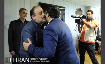 دیدار صمیمانه کارکنان شهرداری تهران با عیسی شریفی 5