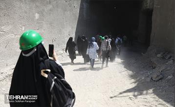 تور بازدید شرکت کنندگان دوره آرمانشهر از ایستگاه مترو میدان کتاب 28