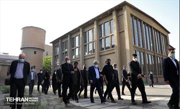 بازدید معاون علمی و فناوری رئیس‌جمهور از کارخانه سیمان ری 10