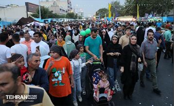 مهمانی ۱۰ کیلومتری عید غدیر در تهران 26