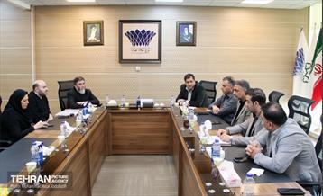 نشست مدیران اداره‌ کل سرمایه‌ انسانی با پرسنل برج میلاد 18