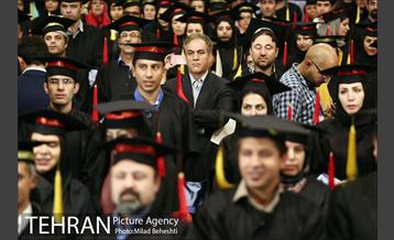 نخستین جشن فارغ التحصیلی ادوار دانشکده خبر 12