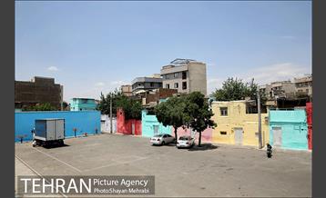 دیوار های رنگی محله هرندی 9