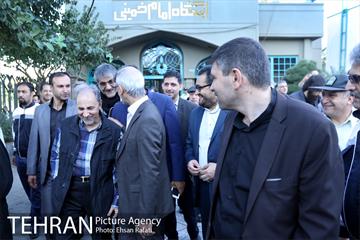 مترو سواری شهردار تهران به مناسبت روز جهانی بدون خودرو 27