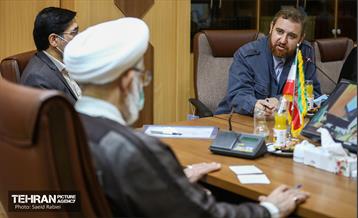 جلسه اعضای کمیسیون نظارت و حقوقی شورا با دادستان کل کشور 15