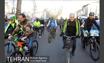 دوچرخه سواری در منطقه 6 به مناسبت هوای پاک 4