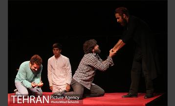 نمایش آندورا‎ 20