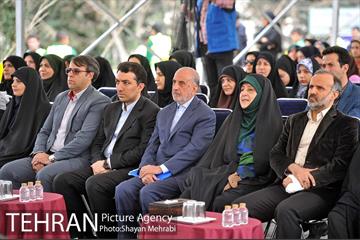 مراسم درختکاری به مناسبت روز مادر 9