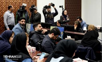 نشست خبری مدیر عامل منطقه فرهنگی و گردشگری عباس‌آباد 11