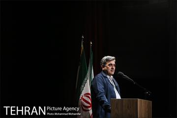 تجلیل شهردار تهران از محمدجواد ظریف 18