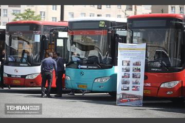 بازدید اصحاب رسانه از منطقه ۵ شرکت واحد اتوبوسرانی 19