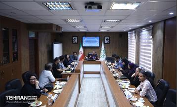 نشست خبری مدیرعامل شرکت صنایع و مشاغل شهر تهران 9