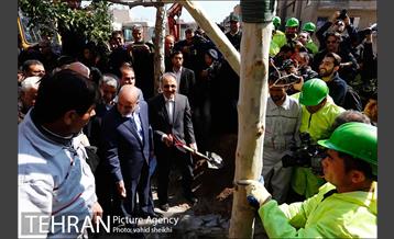 مراسم احیای درختان خیابان ولیعصر (عج) 10