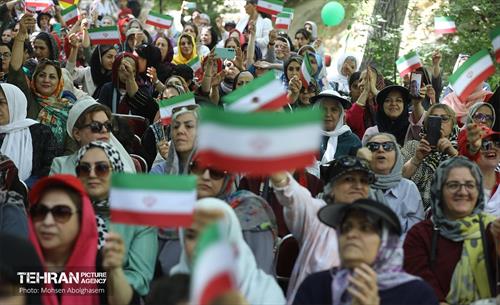 همایش پیاده روی خانوادگی در رود دره فرحزاد 25