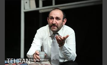 نمایش حرفه ای‎ 20