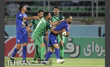دیدار تیم های استقلال تهران و ذوب آهن اصفهان 19
