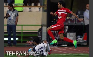 دیدار تیم‌های فوتبال پرسپولیس و الوحده