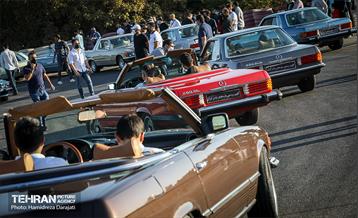 آزادی، میزبان کلوپ بنزسواران 23