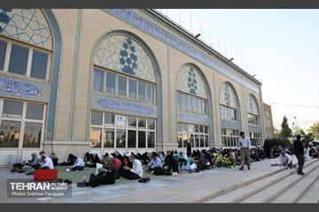 مراسم دعای روز عرفه در مصلی امام خمینی (ره) 11