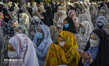 اقامه نماز عید سعید فطر در امامزاده صالح (ع) 15