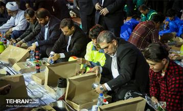 ضیافت یک هزار نفری افطار شهرداری منطقه 10