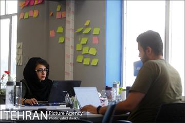 بازدید شهردار تهران از کارخانه نوآوری 9