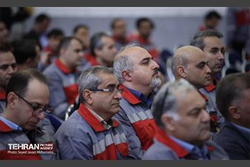 آیین بهره برداری از ۲ رام قطار ساخت داخل 31