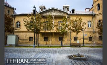 پاییز میدان مشق (سر در باغ ملی) 32