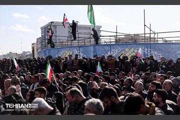 اجتماع مردم تهران در پی شهادت رهبر انقلاب - 1 57