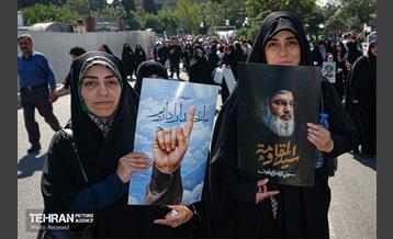 در حاشیه نماز جمعه تهران به امامت رهبر انقلاب 15