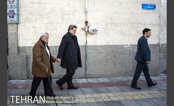 شرکت پیروز حناچی شهردار تهران در انتخابات مجلس شورای اسلامی 12