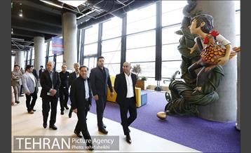 بازدید وزیر راه و شهرسازی از باغ کتاب 14