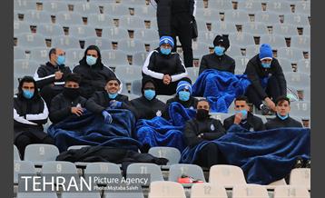 دیدار تیم‌های فوتبال استقلال و آلومینیوم اراک  6