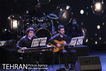 کنسرت آنلاین محمد معتمدی 8