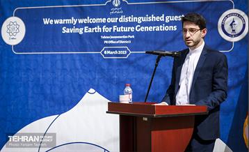 آیین درختکاری در منطقه‌5 21