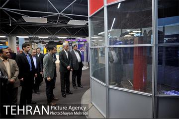 بازدید مهندس افشانی شهردار تهران از مجموعه باغ کتاب 17