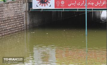 امدادرسانی سازمان مدیریت پسماند شهرداری تهران به مناطق سیل زده یزد