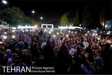 کنسرت مهدی جهانی در بوستان نهج البلاغه 30