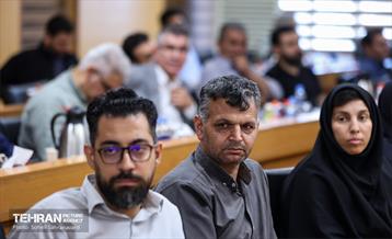 جلسه هم‌اندیشی با رابطین و فعالان اسکان آسیب دیدگان جنگ رمضان