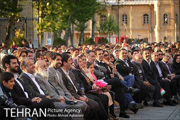 جشن روز جمهوری اسلامی در میدان مشق 2
