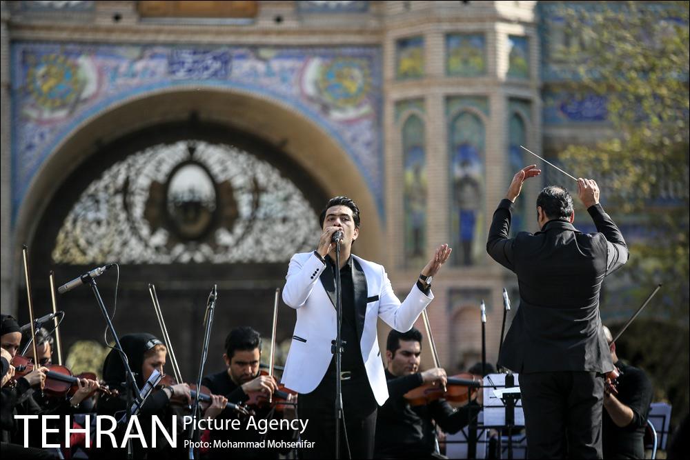 اجرای کنسرت محمد معتمدی 28