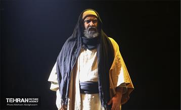 نمایش آیینی خانه ای از گل و اندوه 54