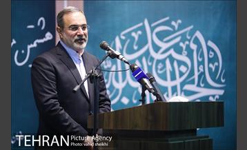 نواختن زنگ دانش آموز شهید در روز اول مهر 15