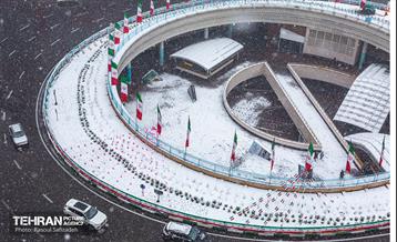 روز برفی در منطقه 6